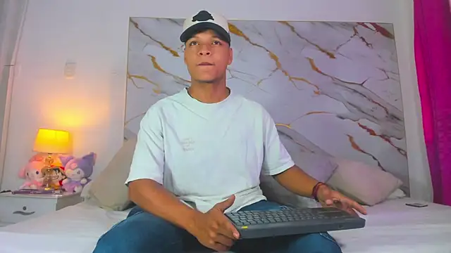 Ricky Owens1 online show from October 2025 01:10:02 PM