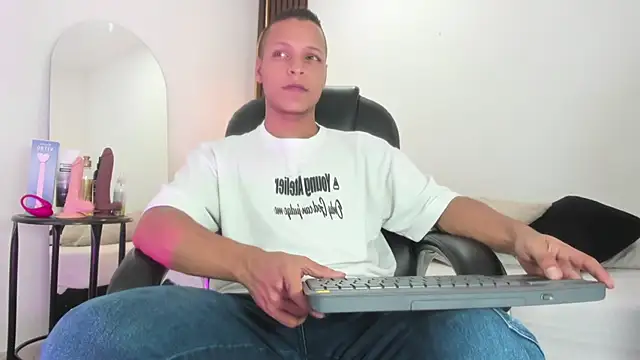 Ricky Owens1 online show from September 2025 01:00:01 PM