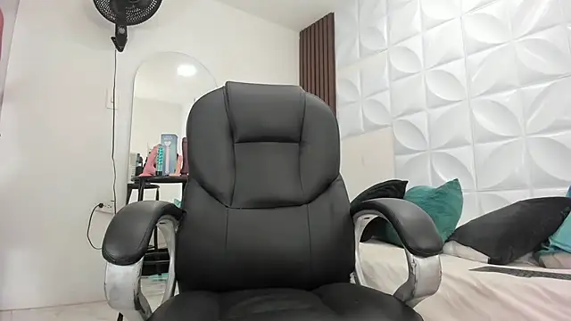 Ricky Owens1 online show from December 2025 09:23:01 PM