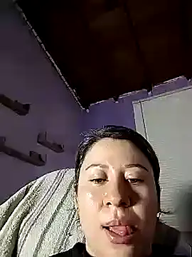 Snapshot of luna_desiree chatting on October 2025 11:13:02 PM luna desiree online show from October 2025 11:13:02 PM