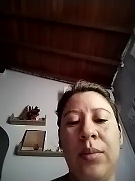 Snapshot of luna_desiree chatting on May 2026 08:56:02 PM luna desiree online show from May 2026 08:56:02 PM