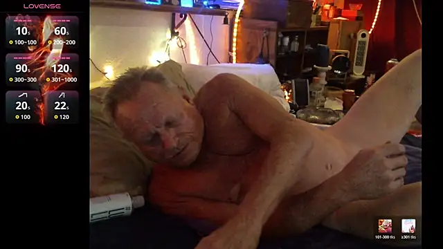 Snapshot of Pussyeat2please chatting on May 2026 08:49:01 AM Pussyeat2please online show from May 2026 08:49:01 AM