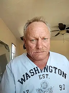 Pussyeat2please online show from March 2026 06:51:02 PM