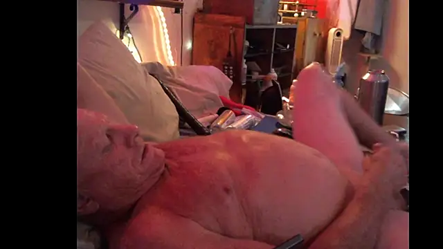 Pussyeat2please online show from November 2025 02:21:01 PM