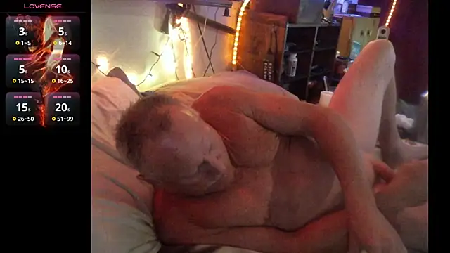 Snapshot of Pussyeat2please chatting on July 2026 02:56:01 PM Pussyeat2please online show from July 2026 02:56:01 PM