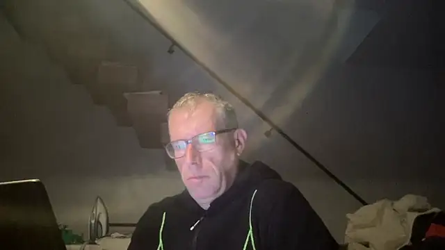 Snapshot of choupipat1 chatting on October 2025 05:33:01 AM choupipat1 online show from October 2025 05:33:01 AM