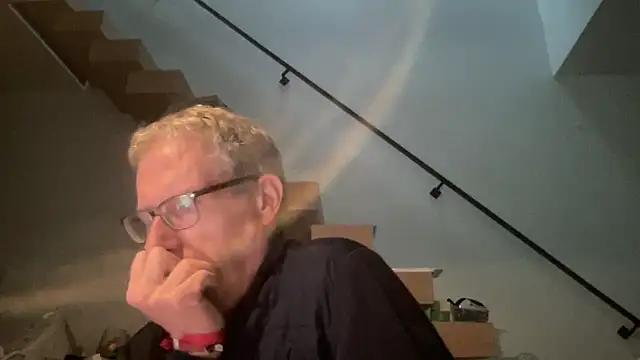 choupipat1 online show from November 2025 03:49:02 PM