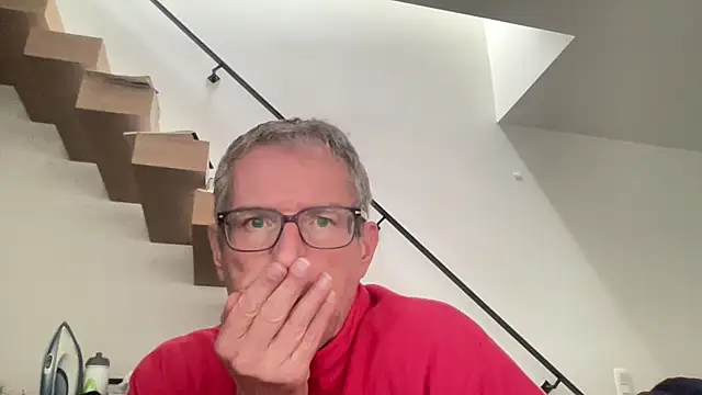 choupipat1 online show from October 2025 12:25:02 PM