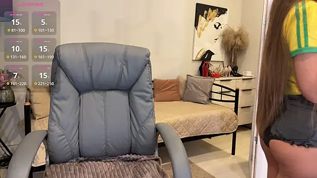 Yummy Jane online show from April 2026 01:07:02 AM