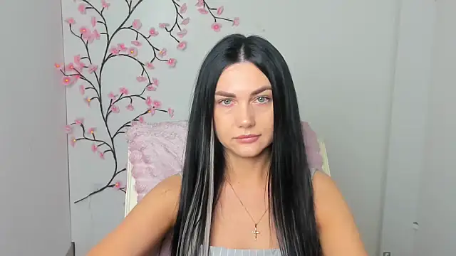 Lune Moon online show from March 2026 06:20:01 PM