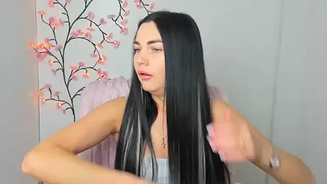 Lune Moon online show from March 2026 06:19:02 AM