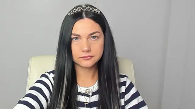 Lune Moon online show from November 2025 06:35:01 AM