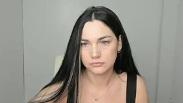 Lune Moon online show from October 2025 06:12:01 AM