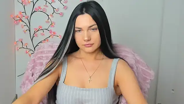 Lune Moon online show from February 2026 06:34:02 AM