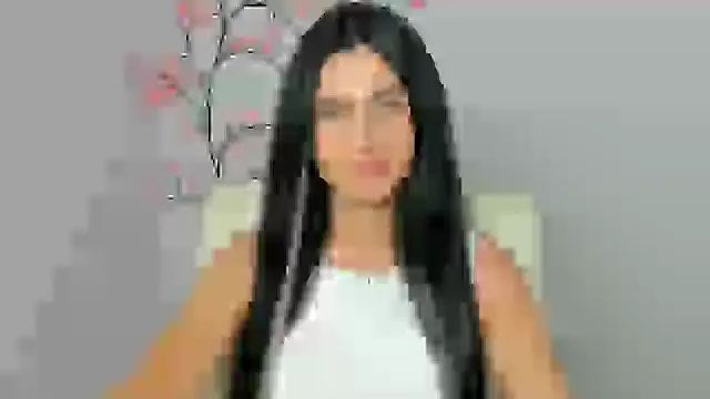 Lune Moon online show from June 2026 05:27:01 AM