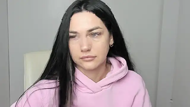 Lune Moon online show from November 2025 06:06:02 AM