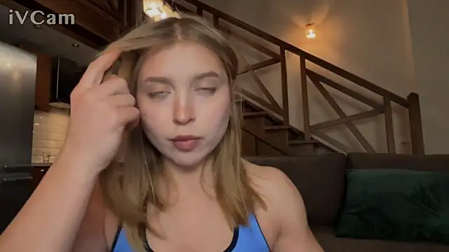 VanillaLivitski online show from November 2025 01:26:01 PM