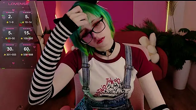 CoralineYoung online show from February 2026 07:19:01 AM