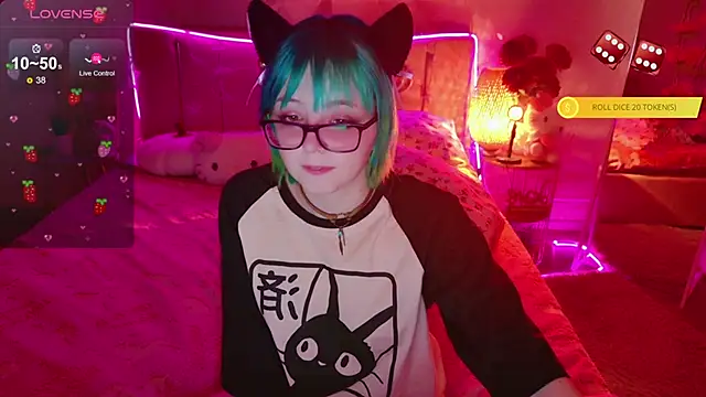 CoralineYoung online show from February 2026 10:15:02 AM