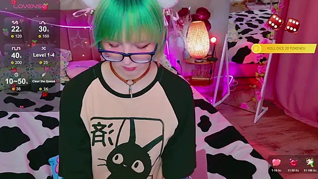 CoralineYoung online show from May 2026 05:01:01 AM