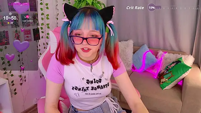 Snapshot of CoralineYoung chatting on September 2025 05:35:01 AM CoralineYoung online show from September 2025 05:35:01 AM
