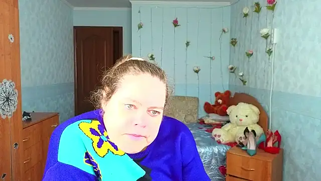 Audrey Aura online show from October 2025 05:08:01 AM