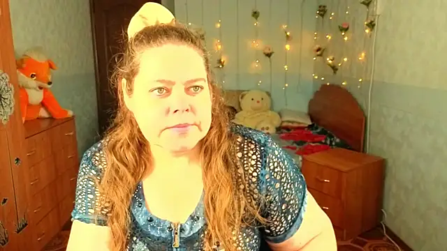 Audrey Aura online show from November 2025 05:11:02 AM