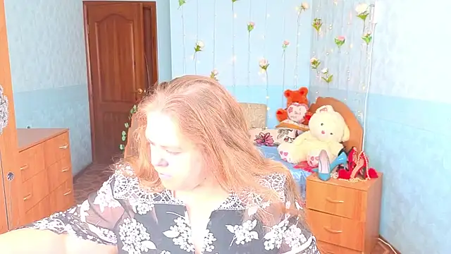 Audrey Aura online show from September 2025 05:13:01 AM