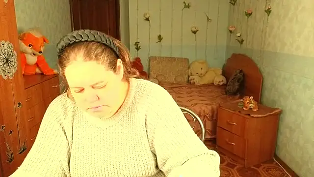 Audrey Aura online show from December 2025 05:24:02 AM