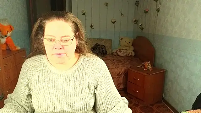 Audrey Aura online show from December 2025 05:30:02 AM