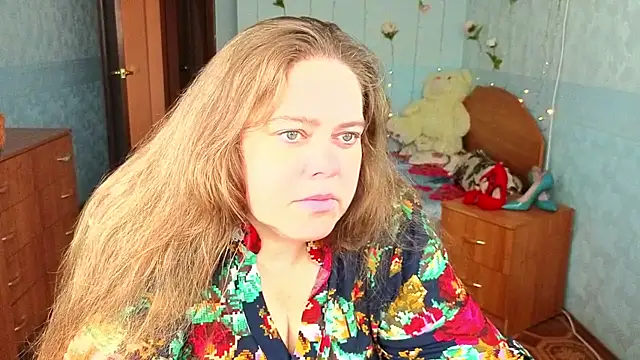 Audrey Aura online show from October 2025 05:06:01 AM