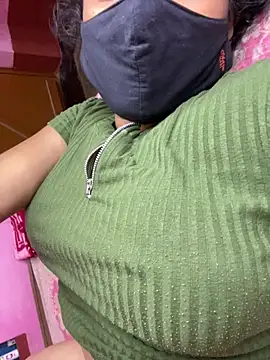 Snapshot of Priyajaanbaby chatting on July 2026 03:13:02 AM Priyajaanbaby online show from July 2026 03:13:02 AM