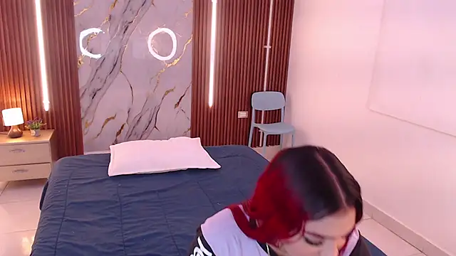 aixa show online show from October 2025 12:48:02 PM