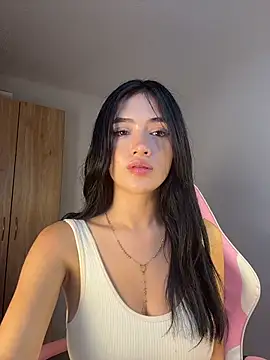 mandy222  online show from April 2026 06:15:01 AM