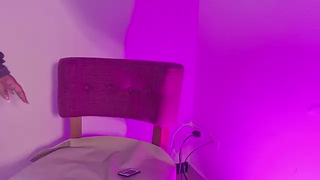 KITY HILL online show from February 2026 01:48:02 AM