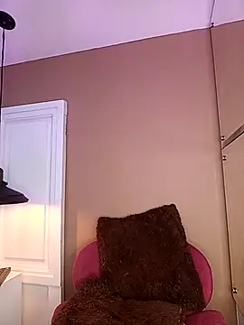 KITY HILL online show from March 2026 02:04:02 AM