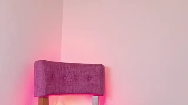 KITY HILL online show from November 2025 04:05:01 AM