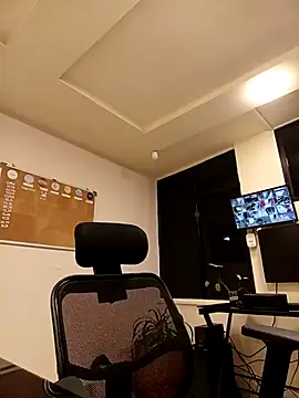 KITY HILL online show from February 2026 01:52:01 AM