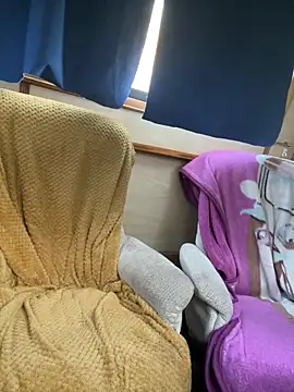 ladyboatlady online show from April 2026 06:53:02 PM