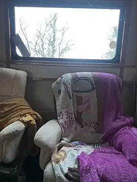 ladyboatlady online show from March 2026 06:51:01 AM