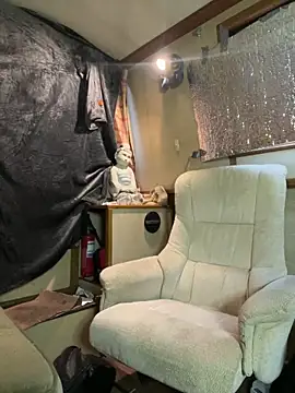 ladyboatlady online show from March 2026 07:36:01 AM