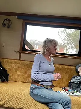 Snapshot of ladyboatlady chatting on November 2025 03:18:01 PM ladyboatlady online show from November 2025 03:18:01 PM