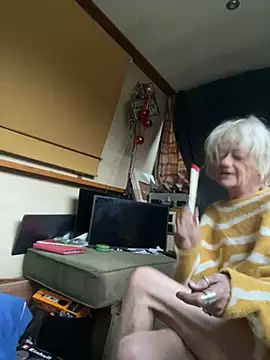 ladyboatlady online show from March 2026 06:11:01 AM