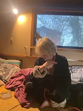 Snapshot of ladyboatlady chatting on December 2025 07:54:01 AM ladyboatlady online show from December 2025 07:54:01 AM