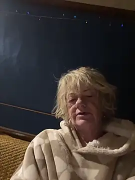 Snapshot of ladyboatlady chatting on January 2026 04:49:01 AM ladyboatlady online show from January 2026 04:49:01 AM