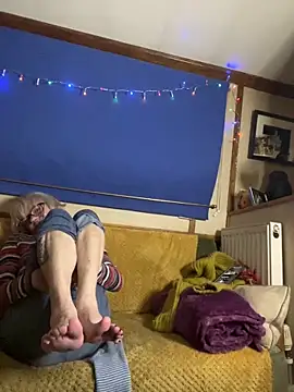 Snapshot of ladyboatlady chatting on December 2025 07:51:02 PM ladyboatlady online show from December 2025 07:51:02 PM