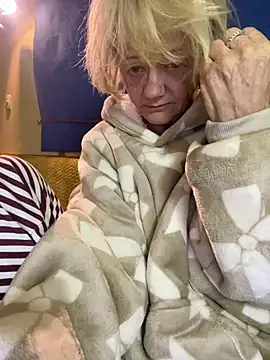 Snapshot of ladyboatlady chatting on January 2026 07:34:01 AM ladyboatlady online show from January 2026 07:34:01 AM