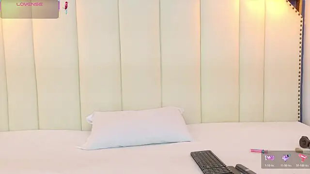 SamantaKane online show from December 2025 03:43:02 AM