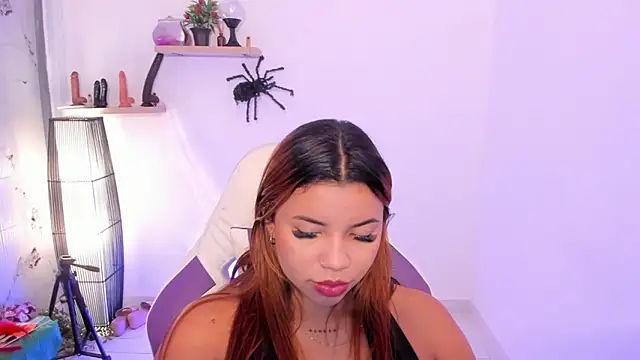 scarlett enjoy1 online show from October 2025 01:10:01 PM