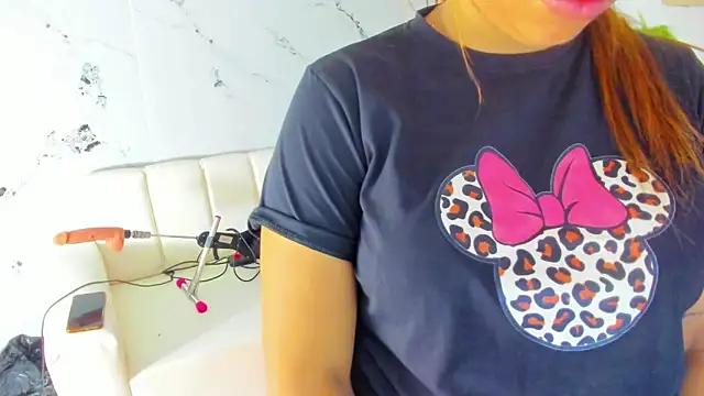 scarlett enjoy1 online show from November 2025 01:26:02 PM